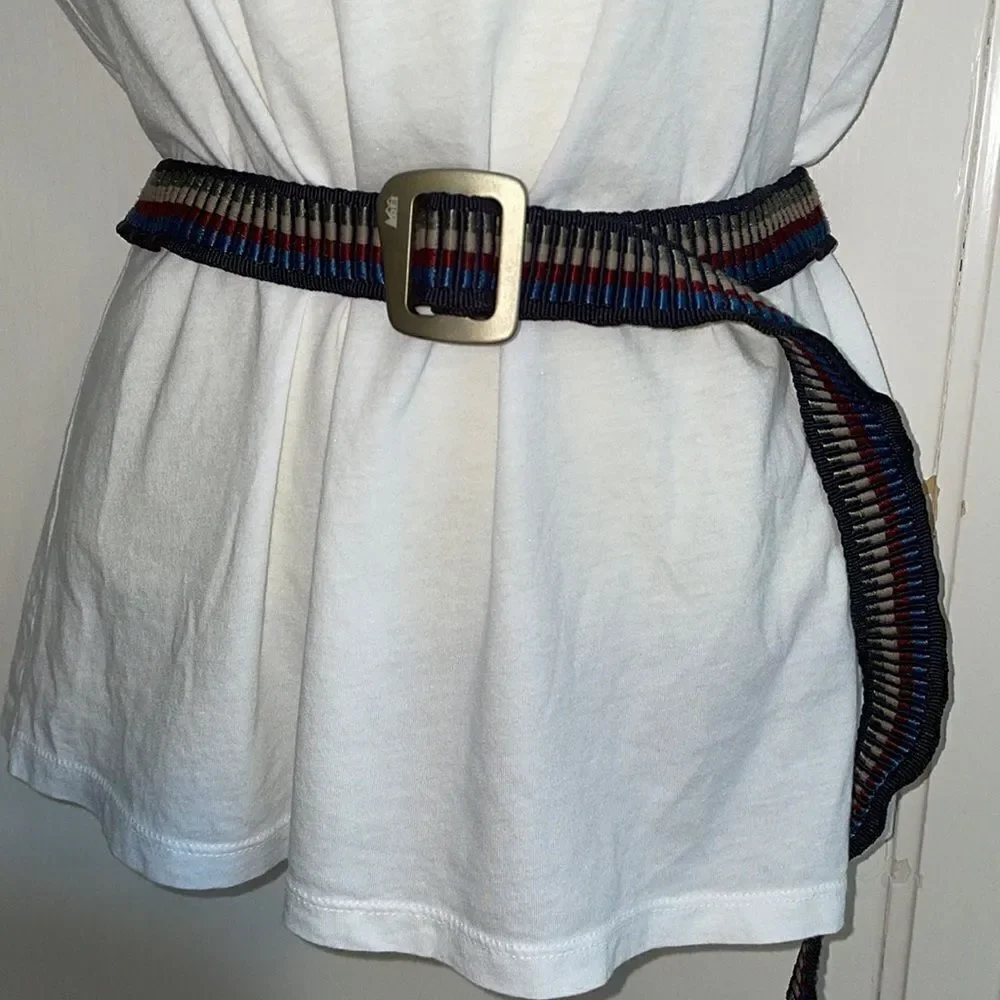 Vintage‎ Bison Designs multi color canvas belt